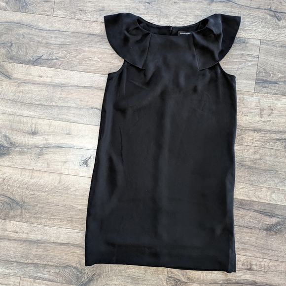 Banana Republic Size 6 Little Black Shift Dress w/ Pockets Sleeveless Lined - Picture 1 of 8